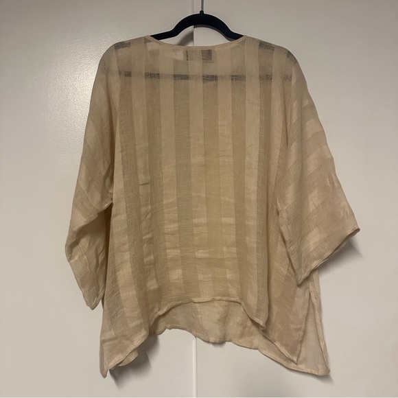 Ellettelle Ivory softened European linen lightweight Gianna Top One Size - Picture 8 of 8